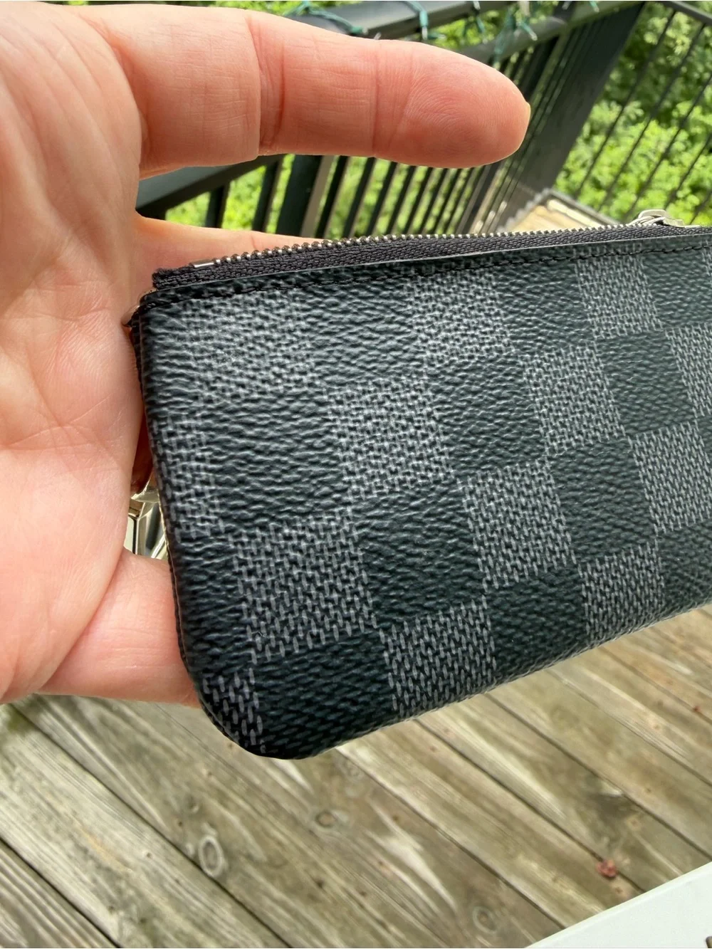 Louis Vuitton Damier Graphite Key Pouch - Black & Grey tag included